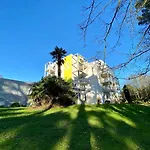 Port Du Moulin Blanc 3*