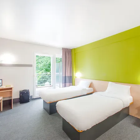 Port Du Moulin Blanc Hotel 3*