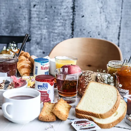 Hotel Port Du Moulin Blanc 3*