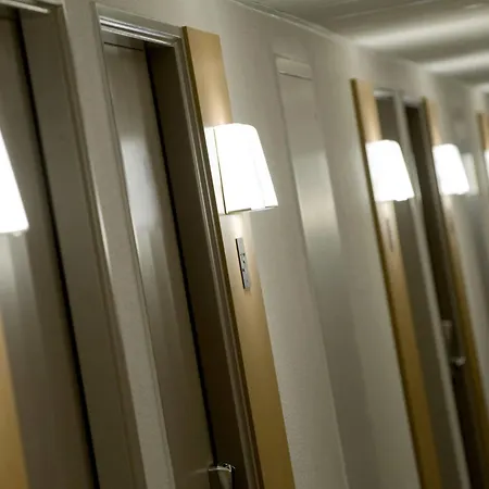 Hotel Port Du Moulin Blanc 3*
