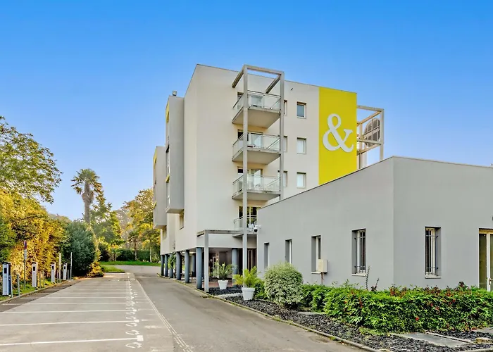 Otel Port Du Moulin Blanc 3*