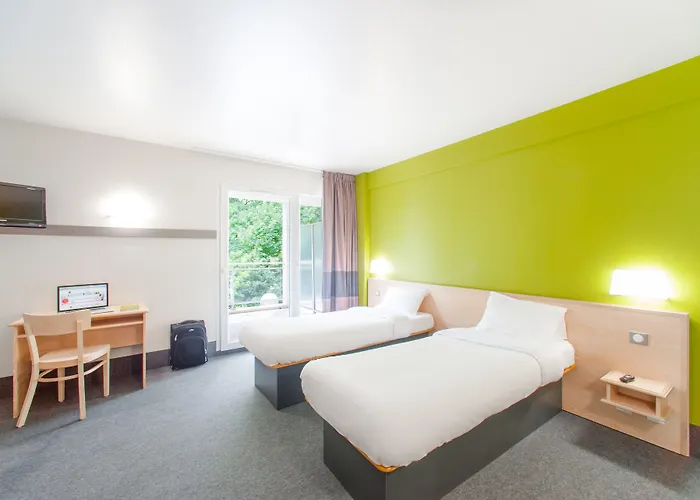 Port Du Moulin Blanc Hotel 3*