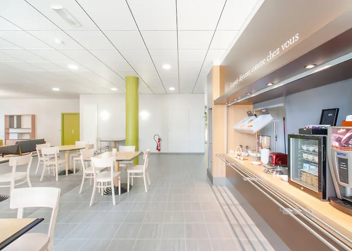 Port Du Moulin Blanc Брест