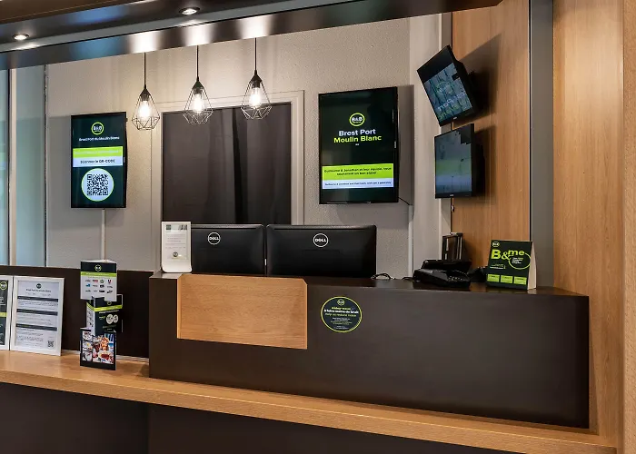 Port Du Moulin Blanc Брест