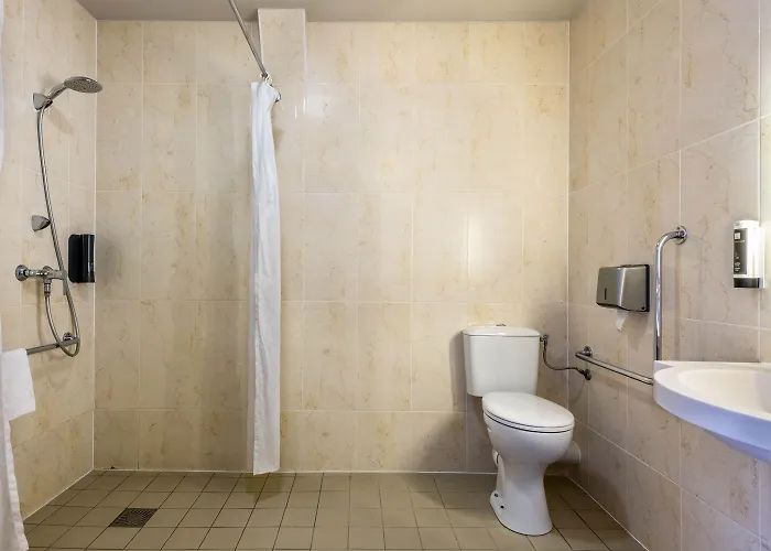 Отель Port Du Moulin Blanc Брест