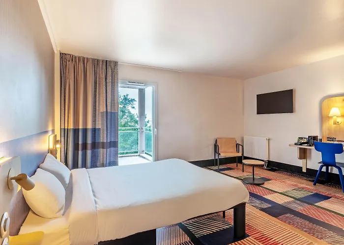 Port Du Moulin Blanc Otel 3*